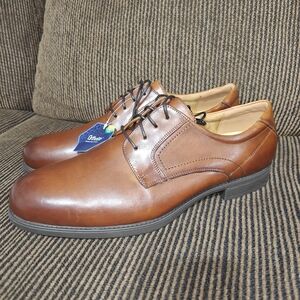 Florsheim Classic Brown Leather Men's Shoes Size 13 Brand New